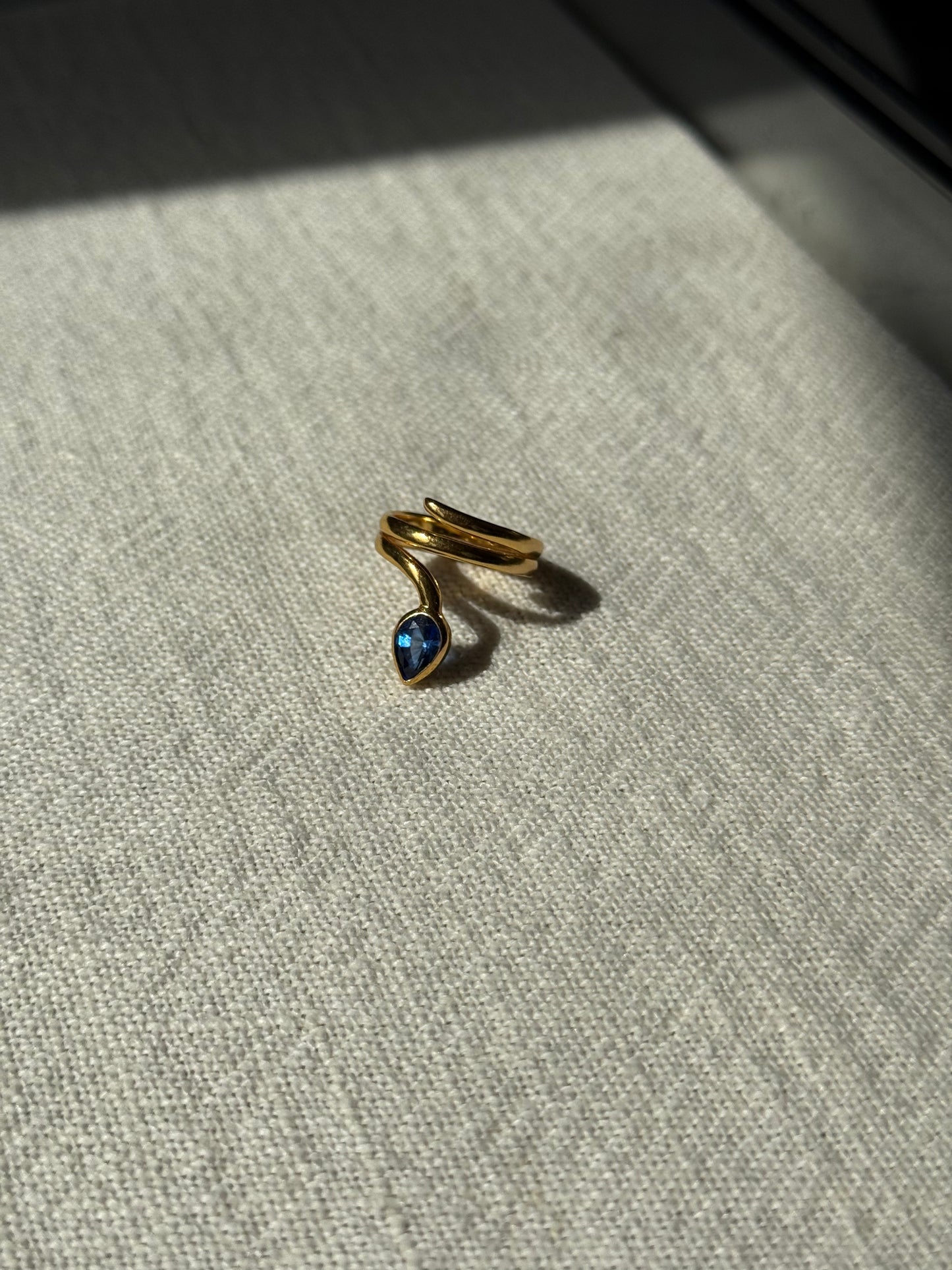Blue sapphire snake wrap ring solid gold